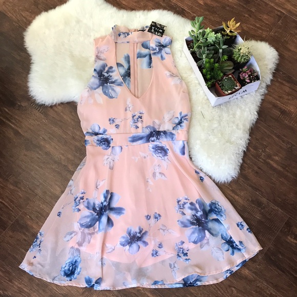 HOST PICK❣️ WILA Peach & Blue Floral romper - Picture 2 of 4